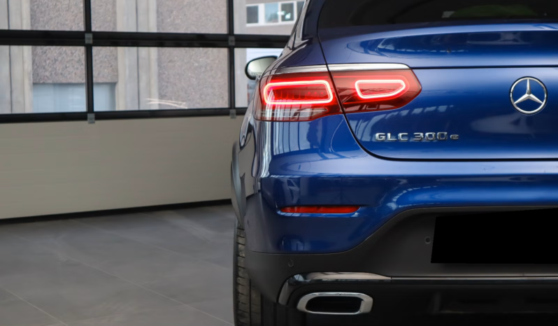 
								Mercedes-Benz GLC 300 e 4MATIC Coupé AMG Designo Night full									