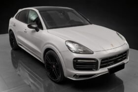 Porsche Cayenne Coupé E-Hybrid SportDesign