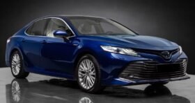 Toyota Camry 2.5 Hybrid Premium