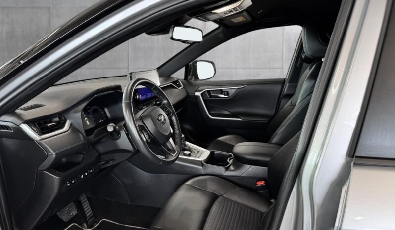 
								Toyota RAV4 Hybrid AWD-i Style full									