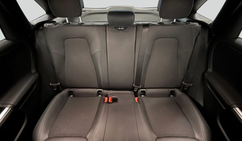 
								Mercedes-Benz B 250 e Plug-in Hybrid full									