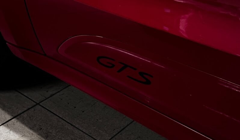 
								Porsche Macan GTS full									