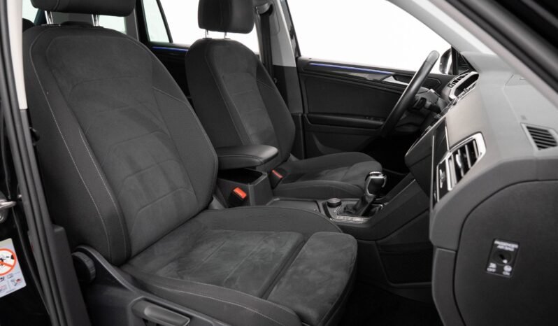 
								Volkswagen Tiguan 2.0 TDI 4Motion DSG full									