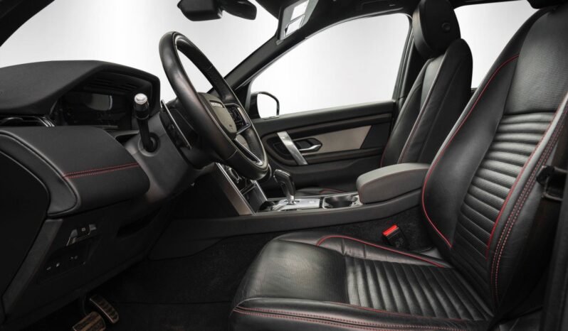 
								Land Rover Discovery Sport P300e AWD R-Dynamic full									