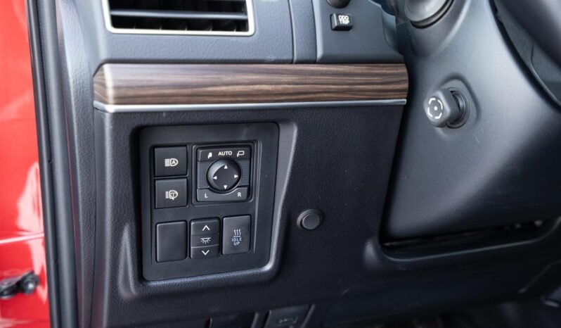 
								Toyota Land Cruiser 2.8 D-4D GX full									