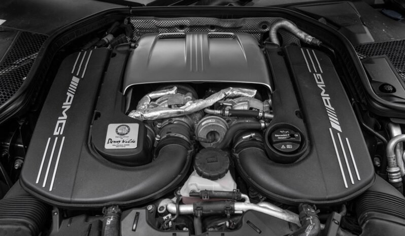 
								Mercedes-Benz C 63 S AMG 510 ch full									