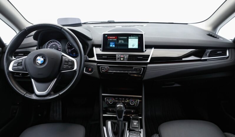 
								BMW 225xe iPerformance / Head-Up / Navi Plus / Caméra de recul full									
