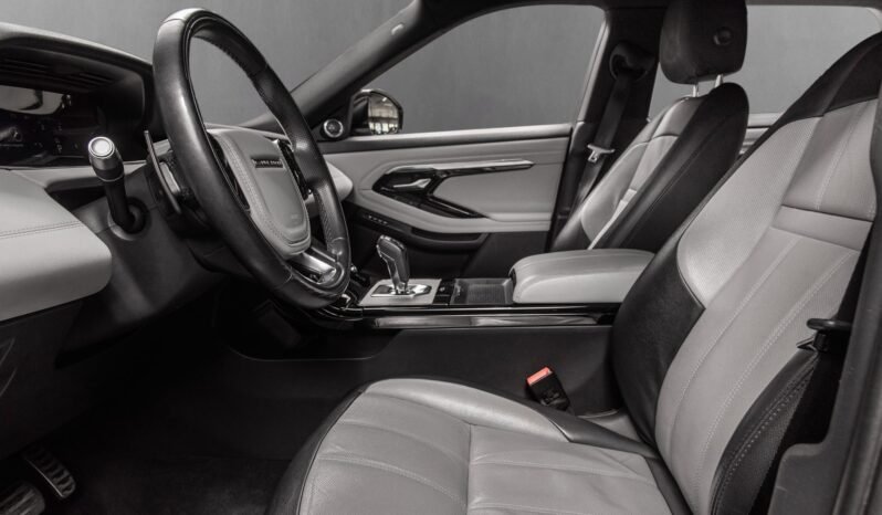 
								Land Rover Range Rover Evoque 2.0D R-Dynamic full									