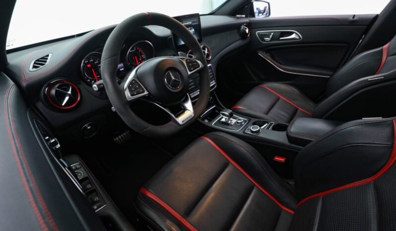 
								Mercedes-Benz CLA 45 AMG Shooting Brake full									