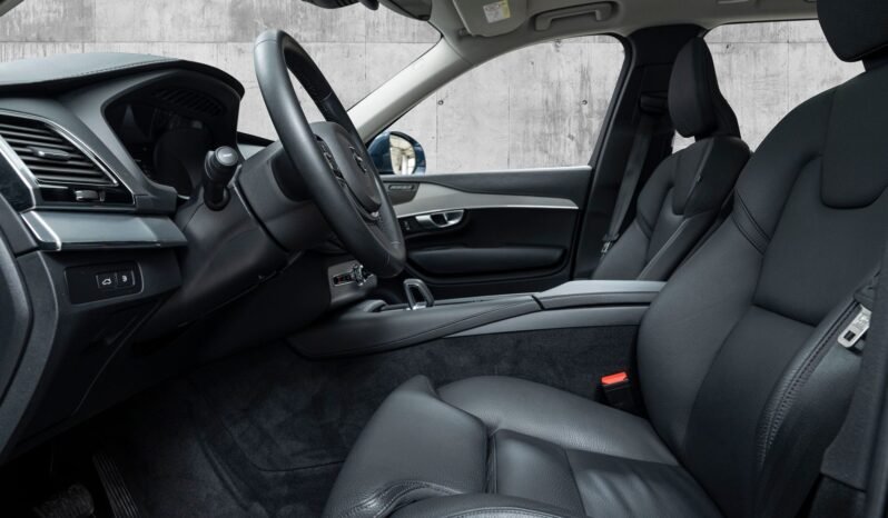 
								Volvo XC90 T8 Recharge Ultra Bright full									