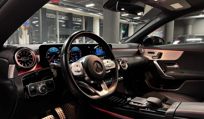 
								Mercedes-Benz CLA 250 e AMG Line / 2x AMG full									