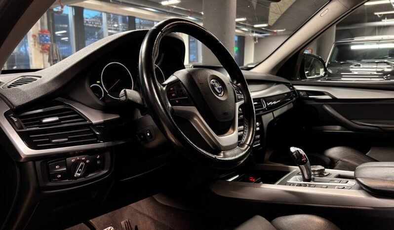 
								BMW X5 xDrive40e iPerformance full									