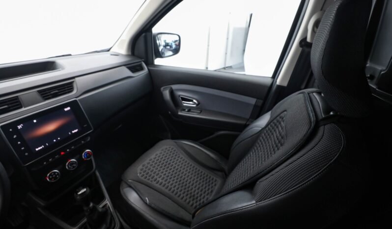 
								Renault Express Van 1.5 Blue dCi 95 ch full									