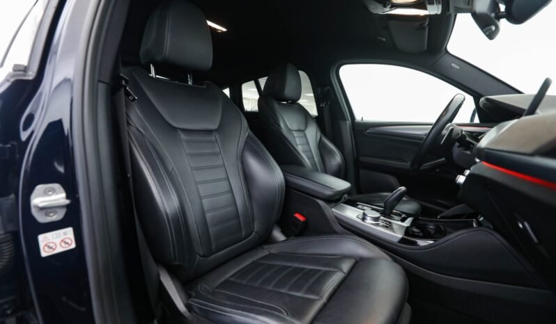 
								BMW X4 xDrive30i M-Sport full									