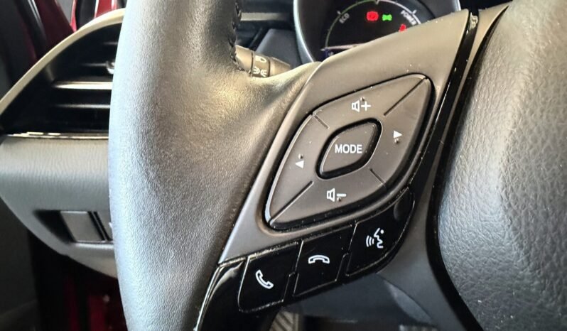 
								Toyota C-HR 1.8i Hybrid Lounge Tech Bitone & Alcantara full									