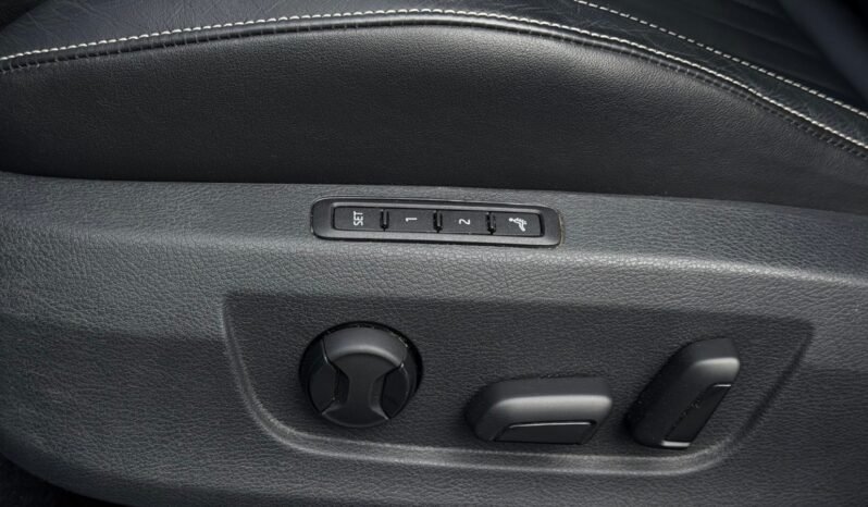 
								Škoda Superb 1.4 TSI iV Laurin & Klement (L&K) full									