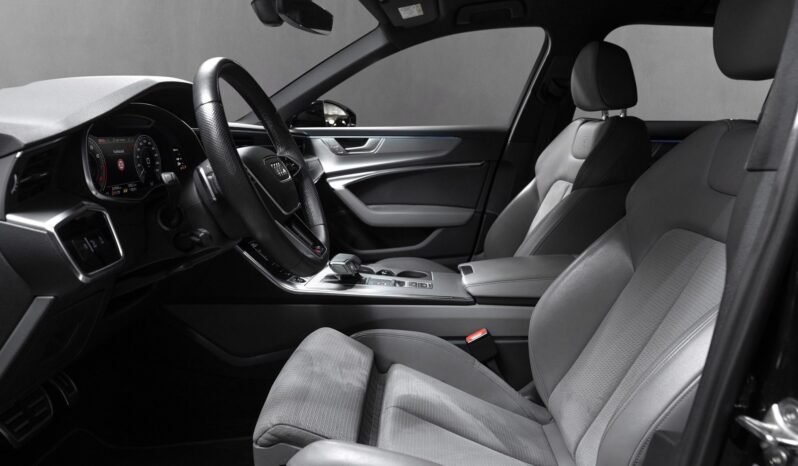 
								Audi A6 55 TFSI e Avant S-Line full									