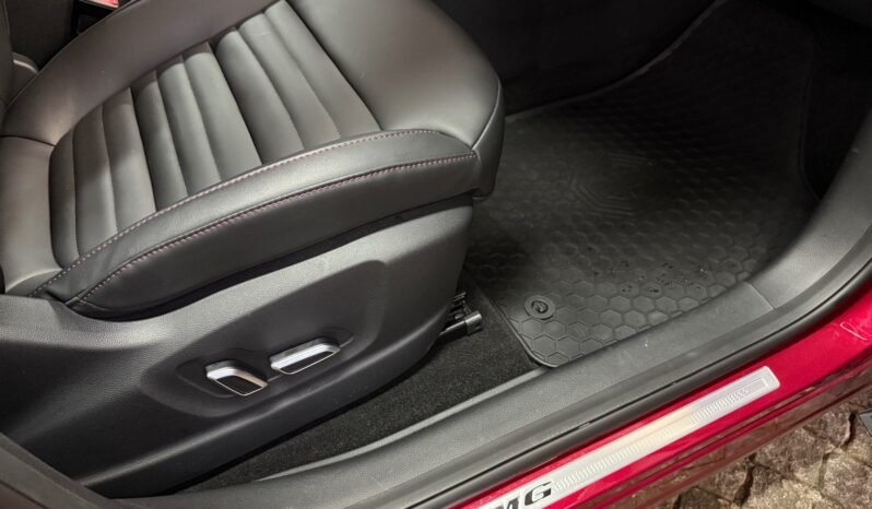 
								MG EHS Trophy Luxury Plug-in Hybrid full									