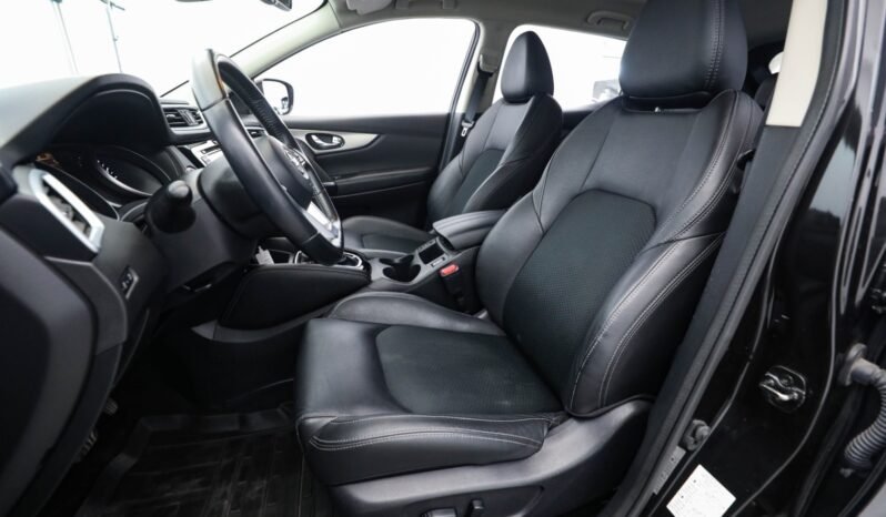 
								Nissan Qashqai DIG-T 116 ch Tekna full									