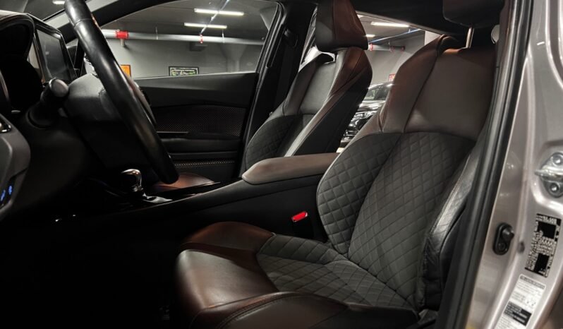 
								Toyota C-HR 1.8 Hybrid LoungeTech full									
