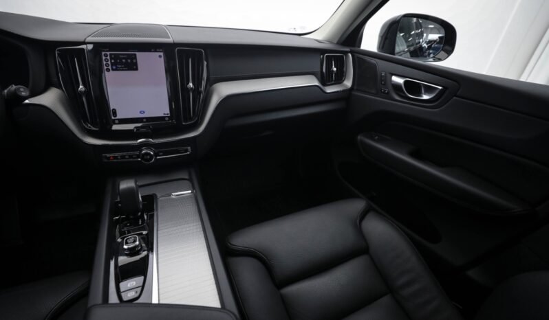 
								Volvo XC60 T6 AWD Ultra Dark — Plug-in Hybrid full									