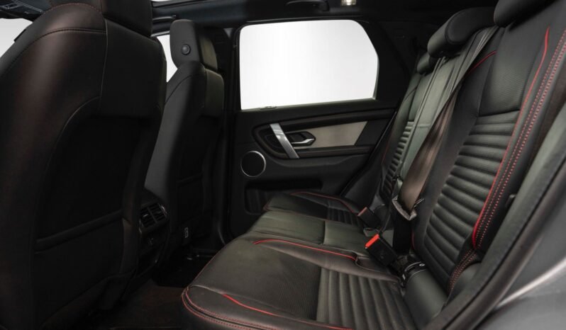 
								Land Rover Discovery Sport P300e AWD R-Dynamic full									
