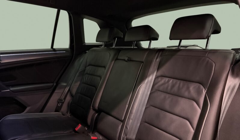 
								Volkswagen Tiguan 150 ch 4MOTION DSG R-Line full									