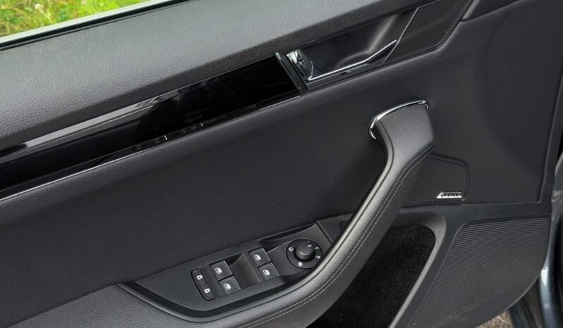 
								Škoda Superb 1.4 TSI iV Laurin & Klement (L&K) full									