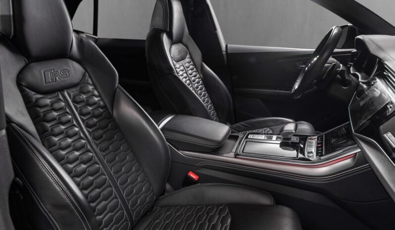 
								Audi RS Q8 full									
