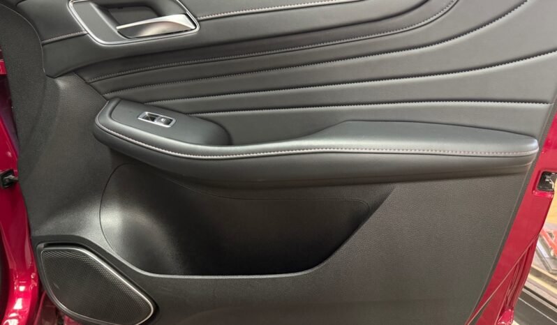 
								MG EHS Trophy Luxury Plug-in Hybrid full									