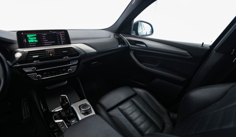 
								BMW X4 xDrive30i M-Sport full									