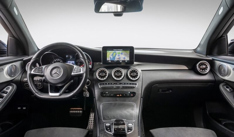 
								Mercedes-Benz GLC 220d 4MATIC – AMG full									