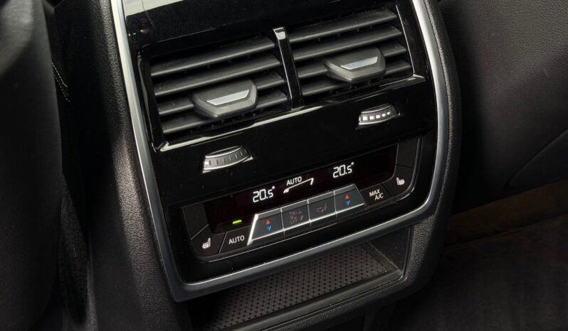
								BMW X6 xDrive30d M-Styling full									