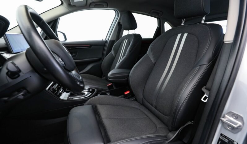 
								BMW 225xe iPerformance / Head-Up / Navi Plus / Caméra de recul full									