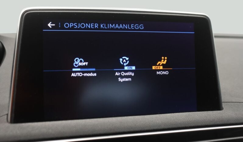 
								Peugeot 3008 Allure 1.5 BlueHDi 130 ch full									