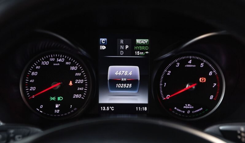 
								Mercedes-Benz GLC 350 e Plug-in Hybrid AMG full									
