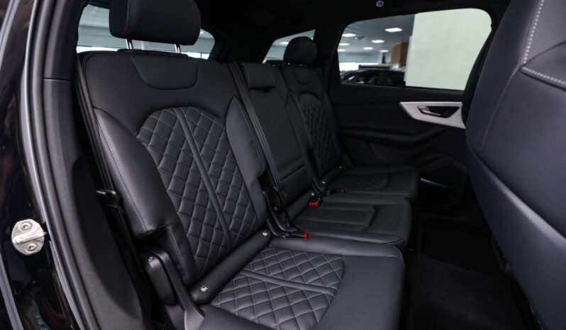 
								Audi Q7 60 TFSI e quattro S line full									