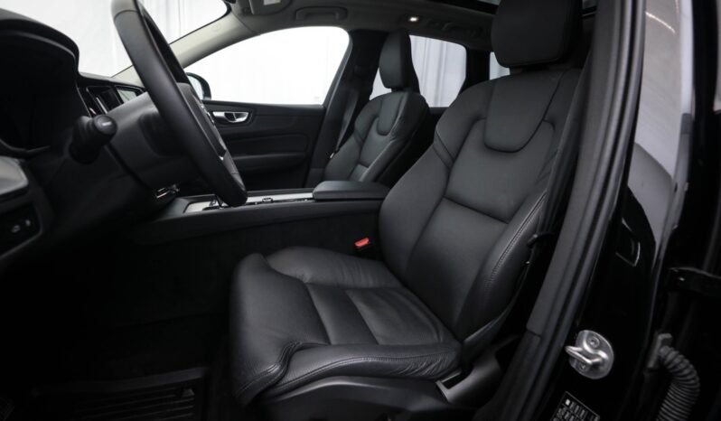 
								Volvo XC60 T6 AWD Ultra Dark — Plug-in Hybrid full									