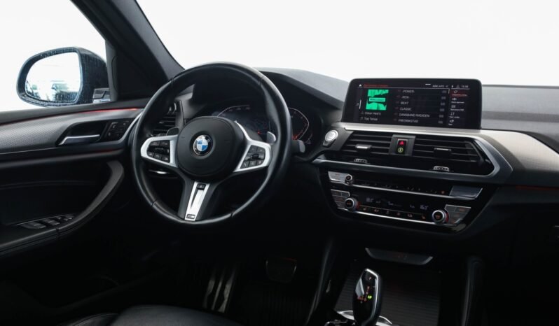 
								BMW X4 xDrive30i M-Sport full									