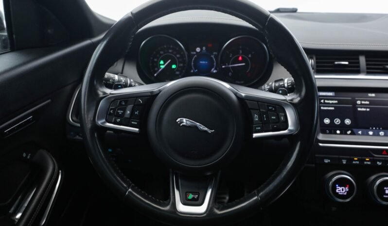 
								Jaguar E-PACE 2.0D 150 ch AWD R-Dynamic full									