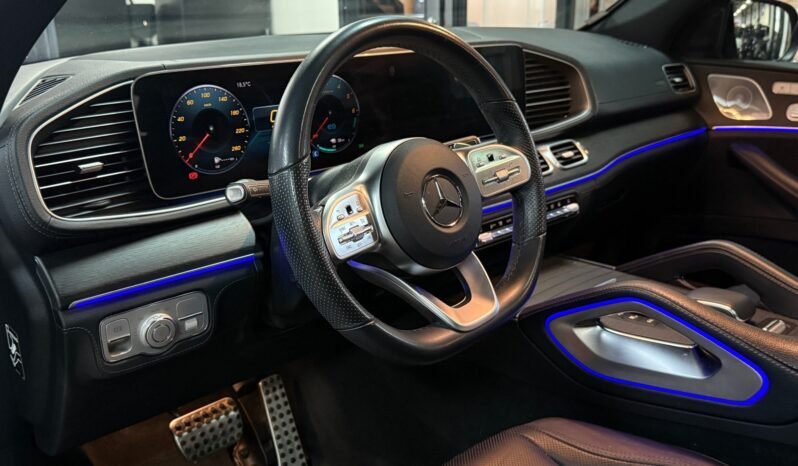 
								Mercedes-Benz GLE 350 de Coupé AMG full									