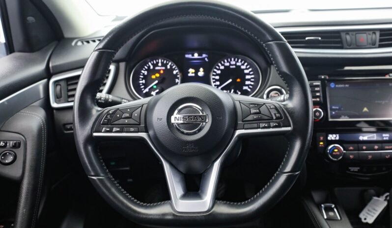 
								Nissan Qashqai DIG-T 116 ch Tekna full									