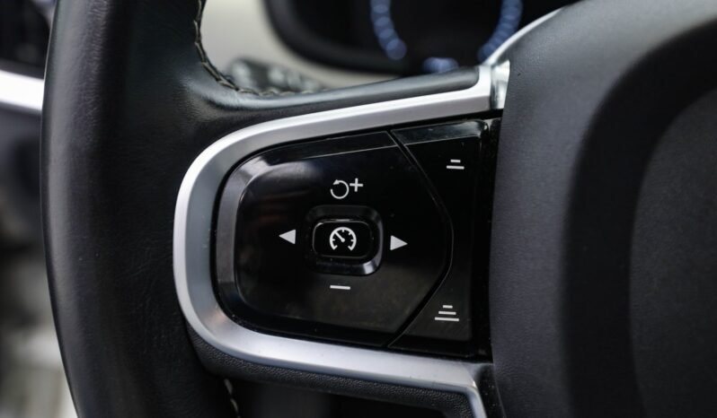 
								Volvo V90 T6 AWD R-Design full									