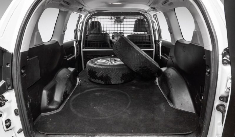 
								Toyota Land Cruiser 150 VX – 177 ch full									