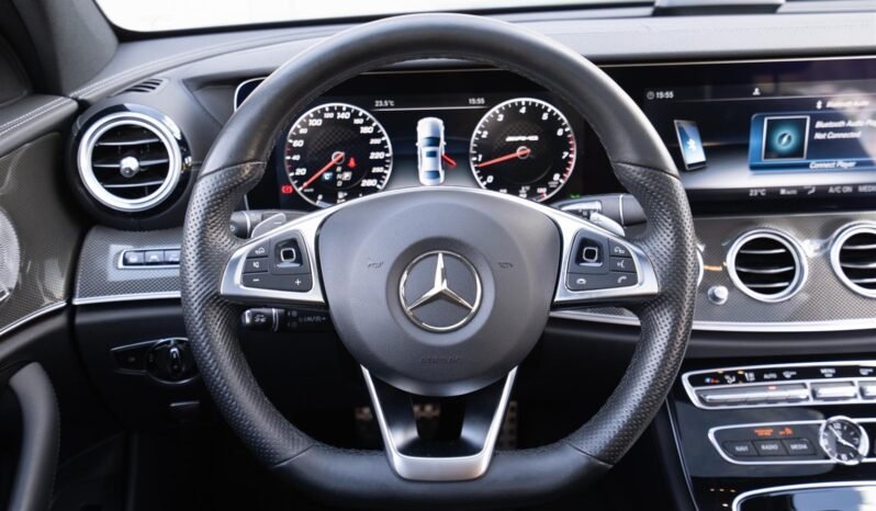 
								Mercedes-Benz E 43 AMG 4MATIC full									
