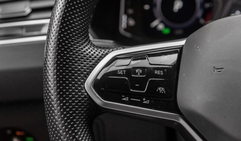 
								Volkswagen Tiguan eHybrid 245 ch R-Line full									