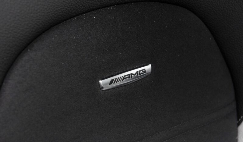 
								Mercedes-Benz C 63 S AMG 510 ch full									