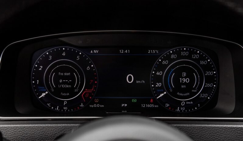 
								Volkswagen Golf VII Facelift R full									