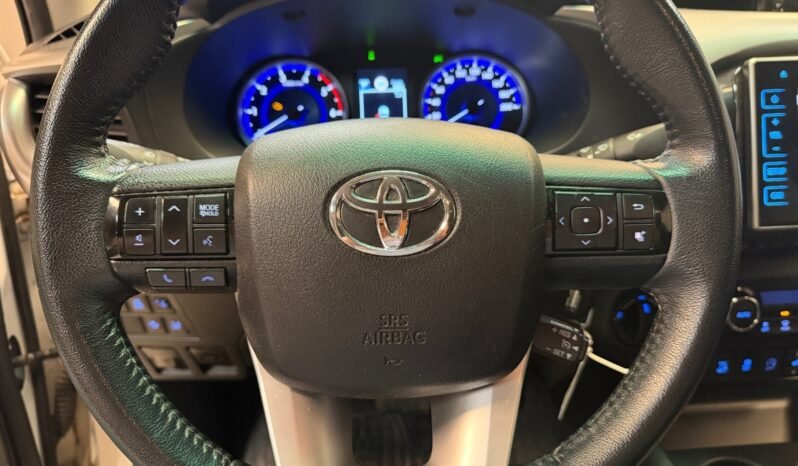 
								Toyota HiLux 2.4 D-4D 150 ch full									