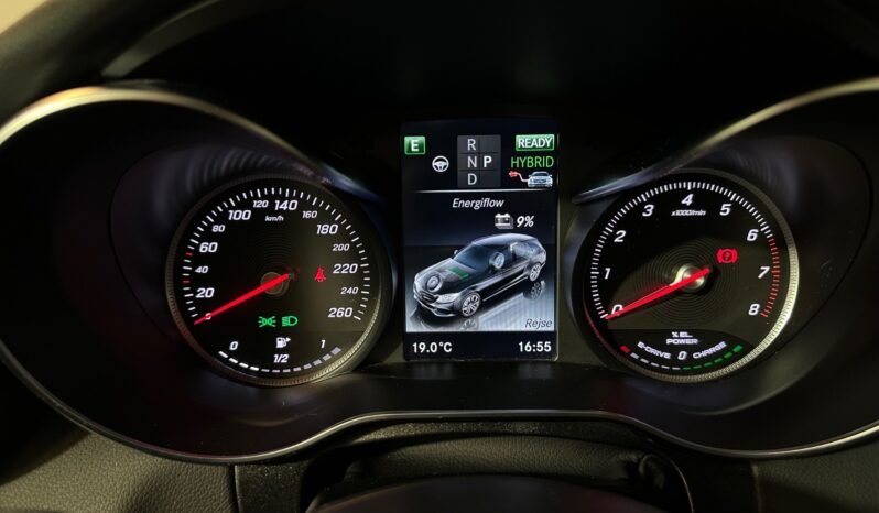 
								Mercedes-Benz C 350 e full									